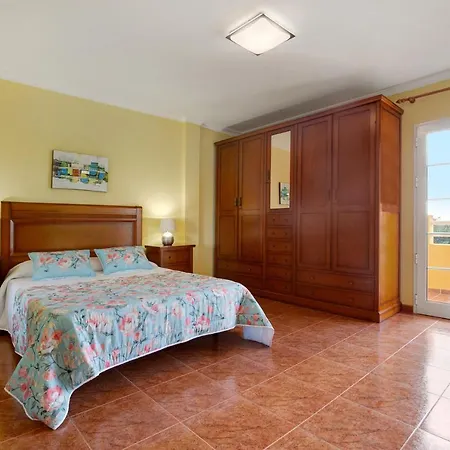 Apartamento Casa Paco 3 *